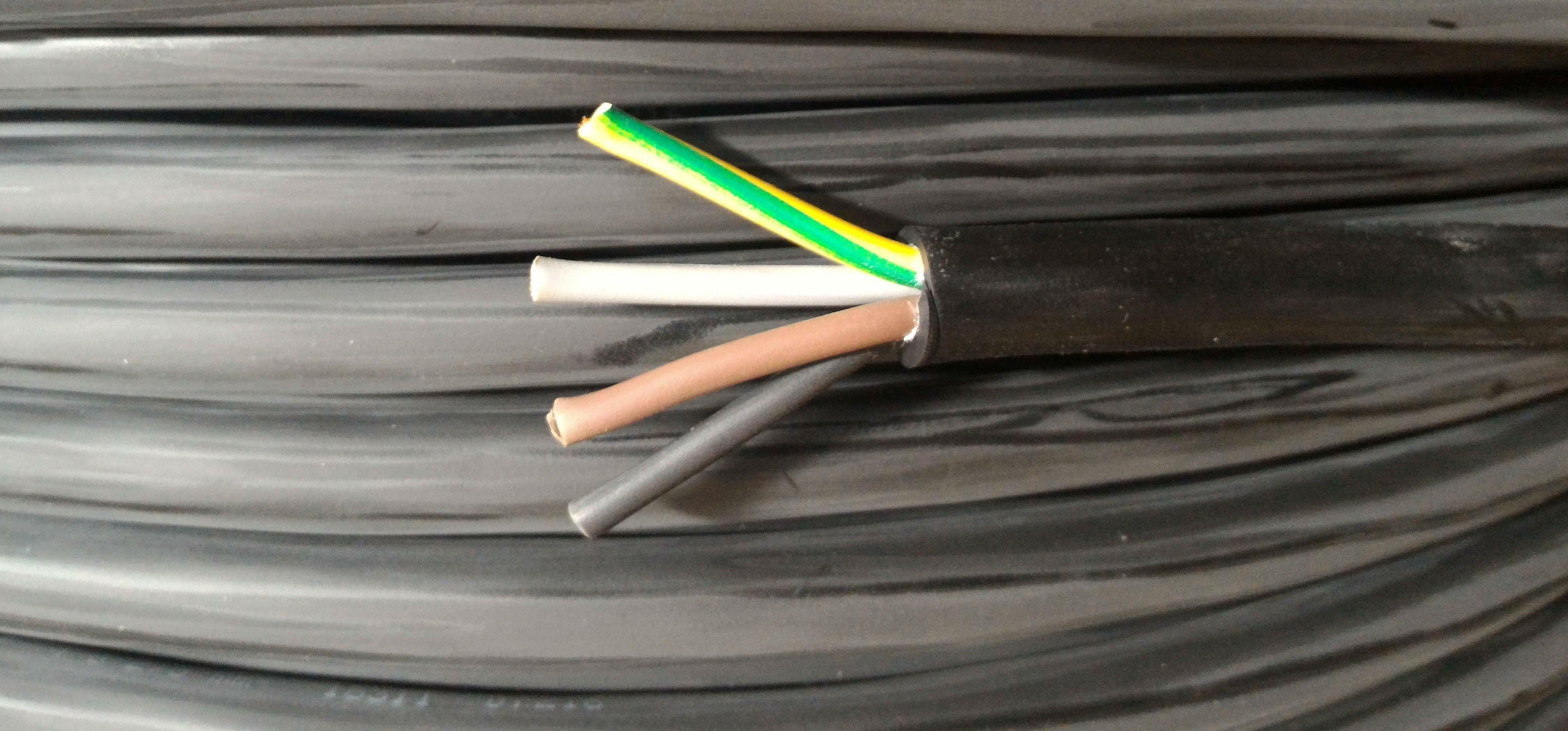 cavi cavi al metro cavo neoprene multipolare  h07rn-f 4 conduttori da 1,5 mmq con giallo verde h07rnf-4gx1,5