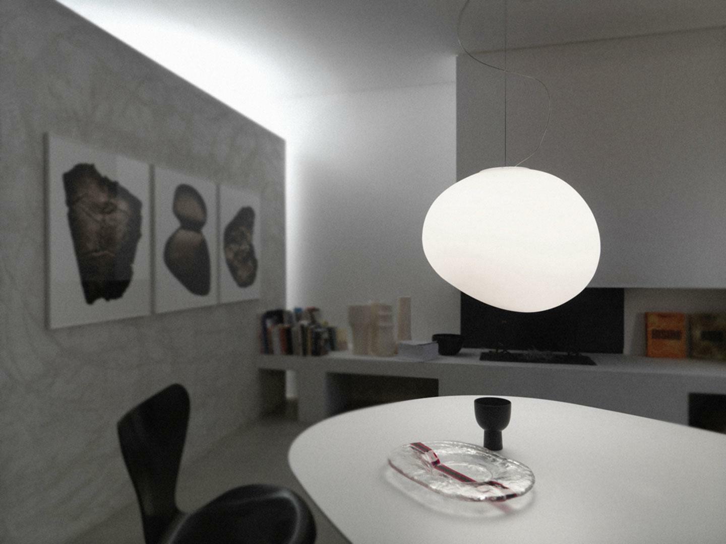 foscarini foscarini gregg media sospensione diametro 31cm attacco grande e27 in vetro soffiato acidato colore bianco fn168007e_10 - foto 1