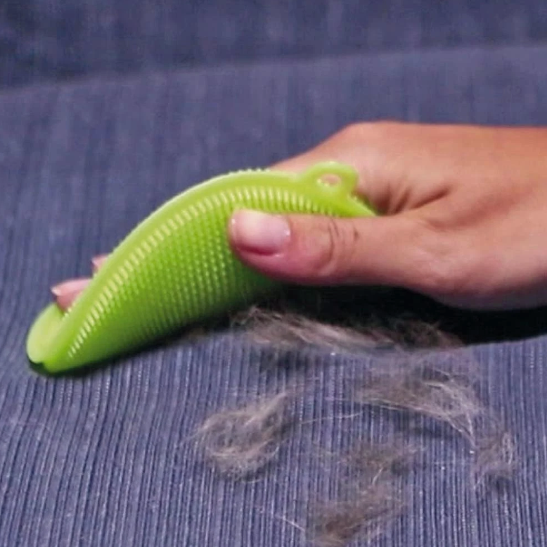 spugna in silicone per catturare polvere e peli da tessuti