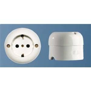Presa fissa bipolare in porcellana colore bianco 2x16+t 00210