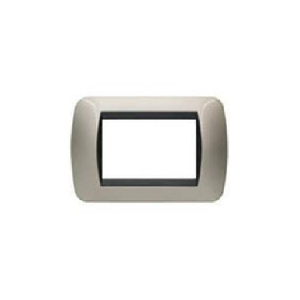bticino bticino livinglight placca 3 moduli colore titanio chiaro cornice nera l4803tc - foto 1