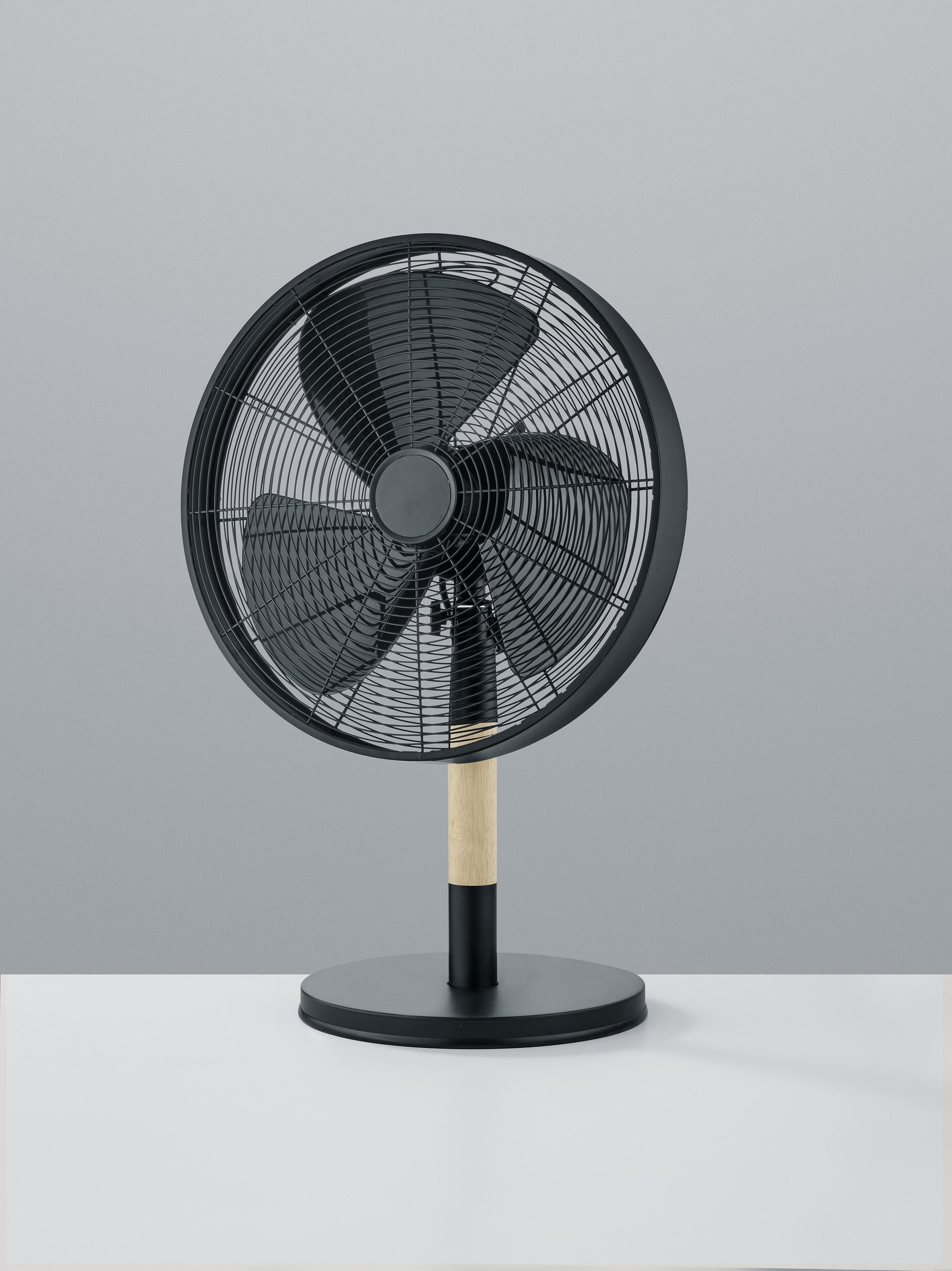 trio lighting viking ventilatore da appoggio nero e legno con interruttore 3 velocita' oscillante  h. 57cm d. 35cm r035-32 - foto 1