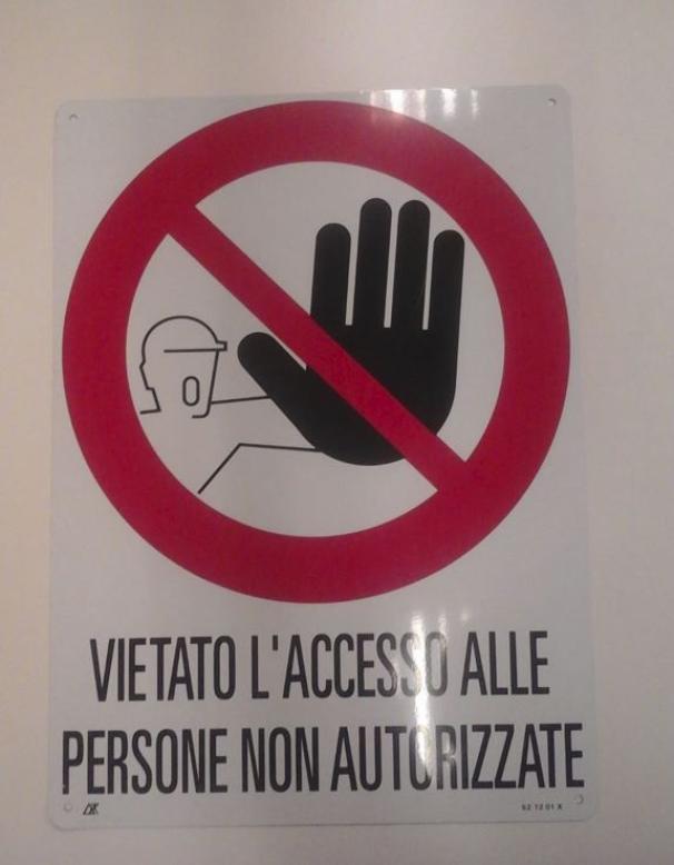 Cartello in alluminio Cartelli segnalatori testo ' Vietato l'accesso alle persone non autorizzate' - 62-1201-X 01