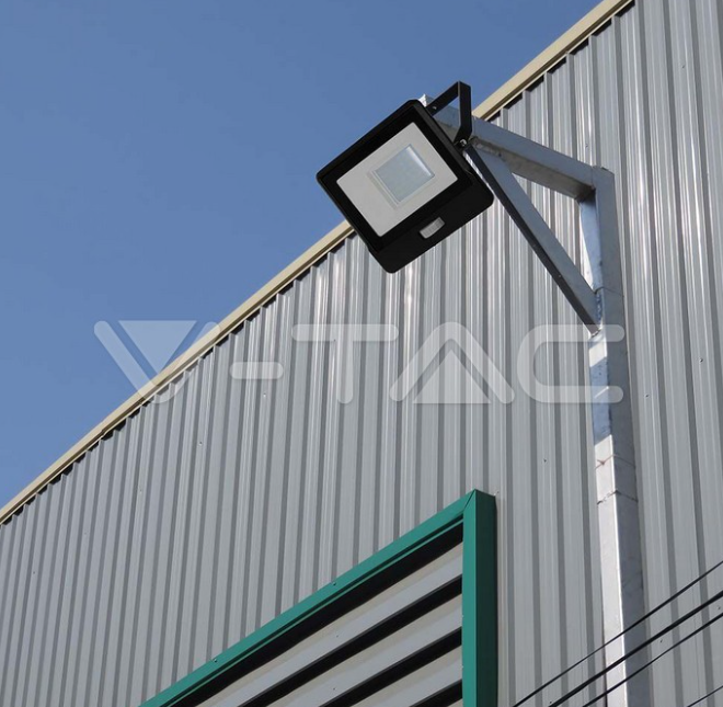 Proiettore led con sensore PIR V-tac 20W 6400K nero VT-128S-1 - 20285 05