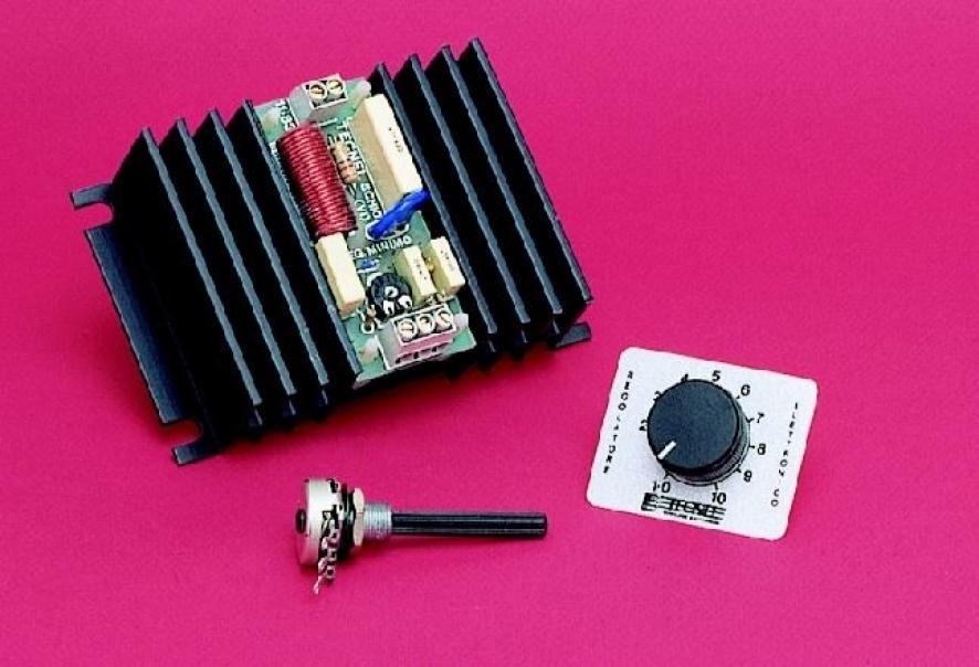 Regolatore da retroquadro Tecnel con comando a potenziometro 3000W- TE7711 01