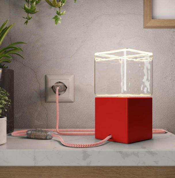 Lampada da tavolo Creative-Cables Posaluce cubetto rosso E27 - ABWLEUT3020RZ09 01