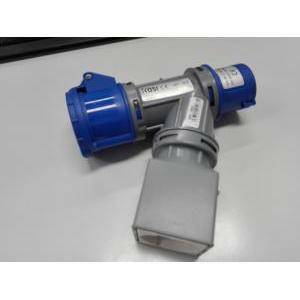 Materiale elettrico moltiplicatore a 2 uscite 1 schuko+1 1802