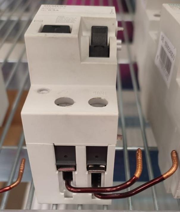 Blocco differenziale Siemens 2P 300mA 0,3-40A - 5SM26220 02 Blocco differenziale Siemens 2P 300mA 0,3-40A - 5SM26220 02