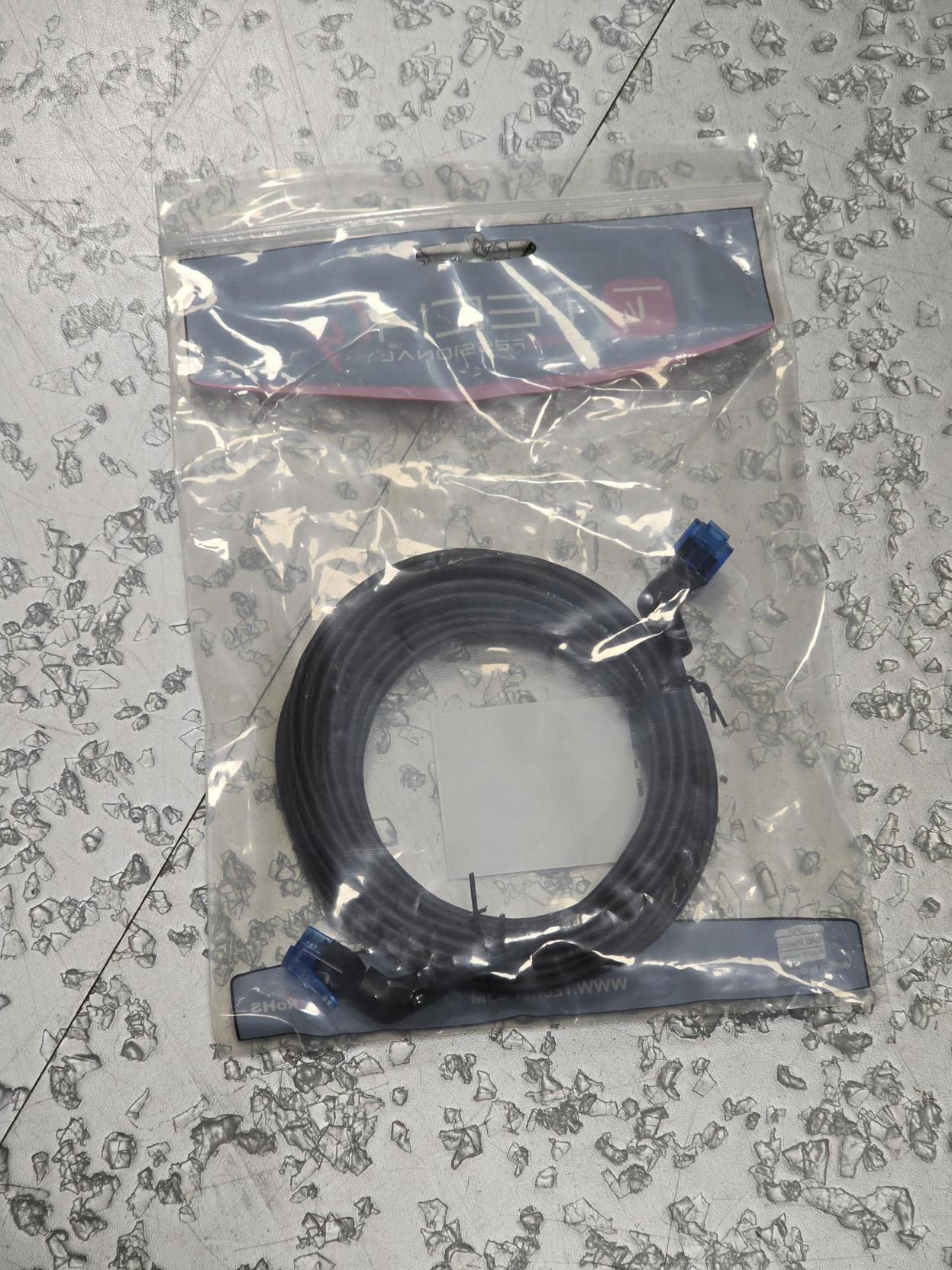 CAVO INTRACOM UTP 6A ANGOLO 90u00b0NERO 5M - 621543