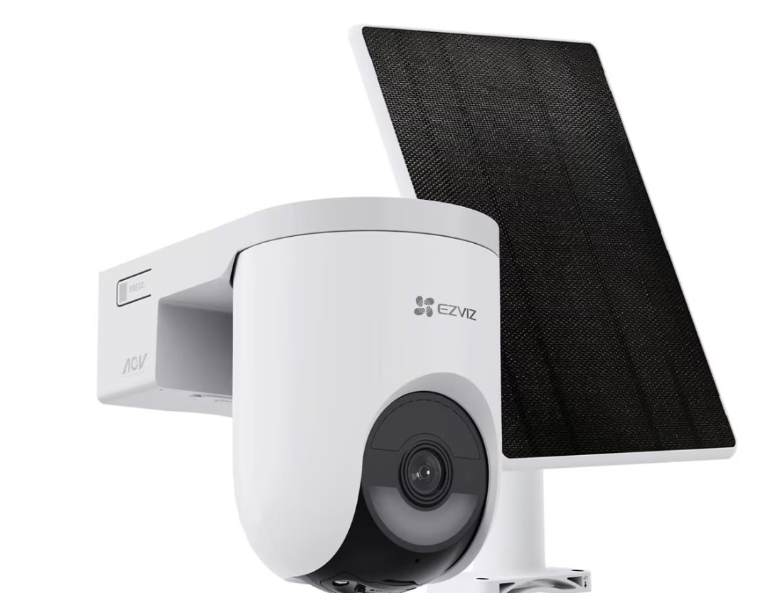 telecamera WiFi motorizzata EZVIZ per esterni con pannello solare incluso