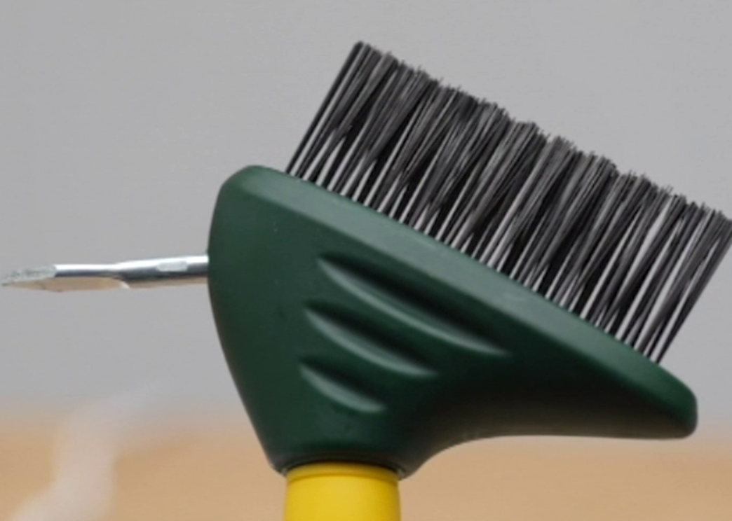 spazzola da giardino per fughe con setole sintetiche e impugnatura ergonomica