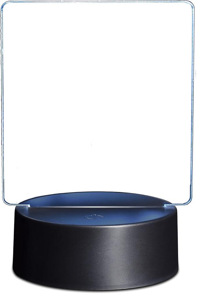 scrittura su pannello lavagna neon con pennarello su scrivania