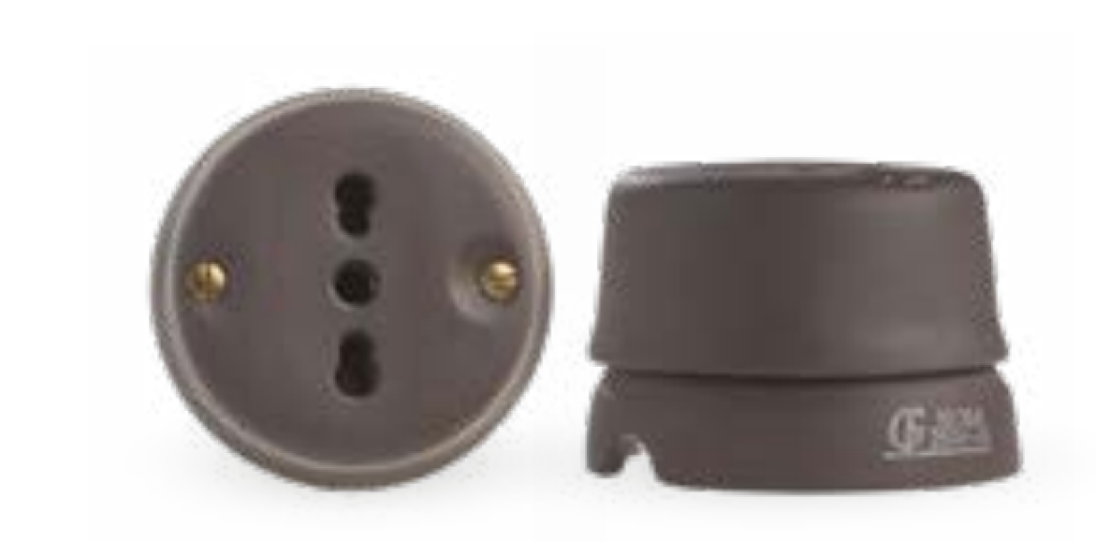 presa bivalente standard italiano 10 16a 250v gambarelli vista frontale e laterale