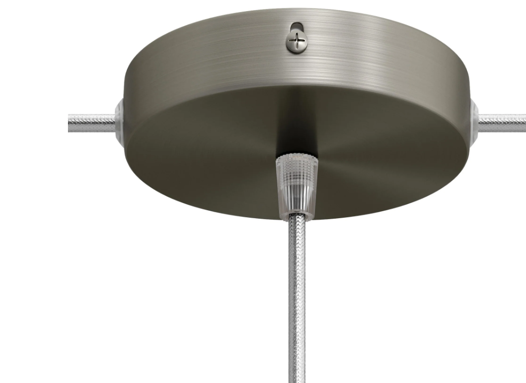 Dettaglio montaggio rosone cilindrico metallo su soffitto con uscita cavo centrale e fissaggio laterale