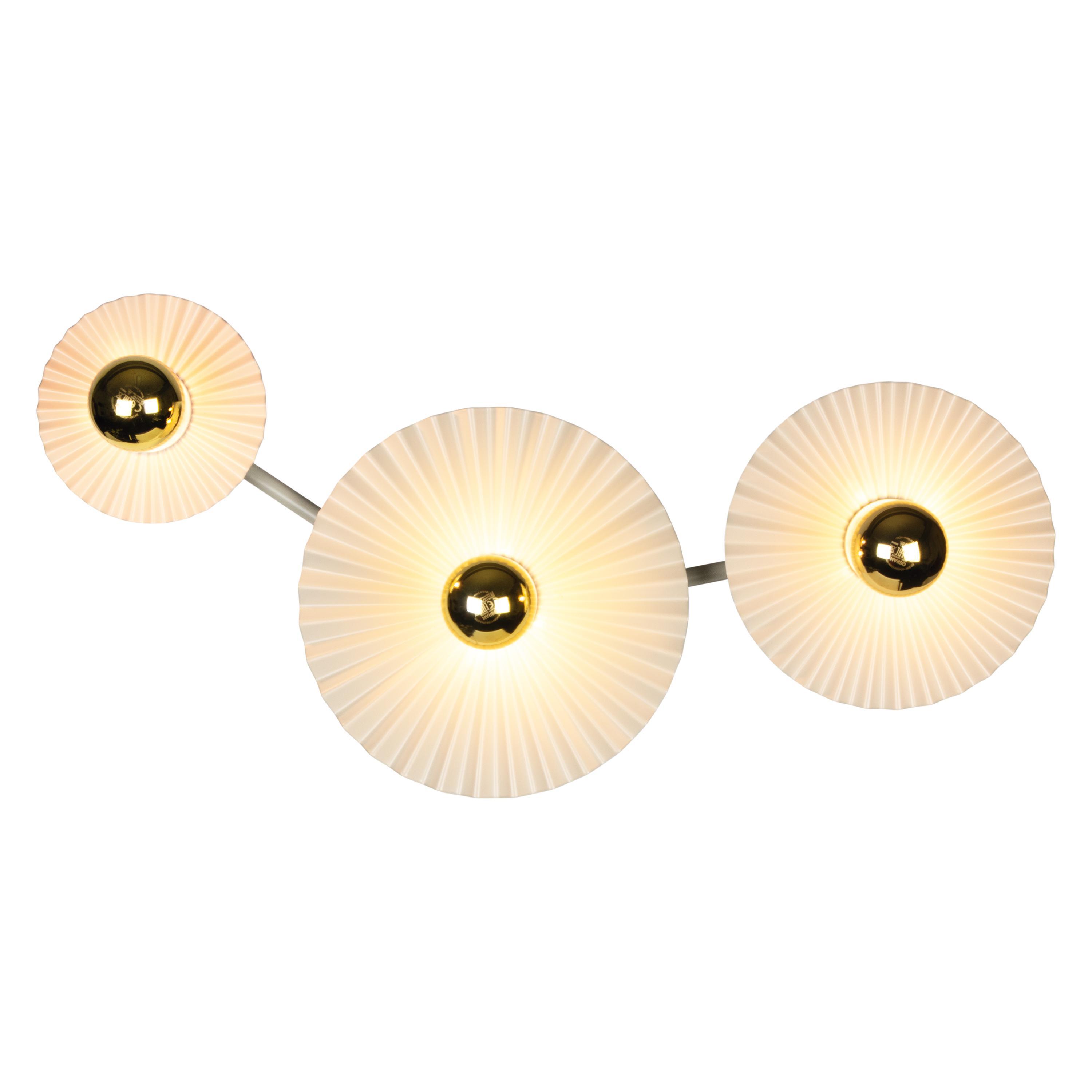 Lampada parete accesa metallo beige LEDVANCE effetto luce calda paralume plissettato