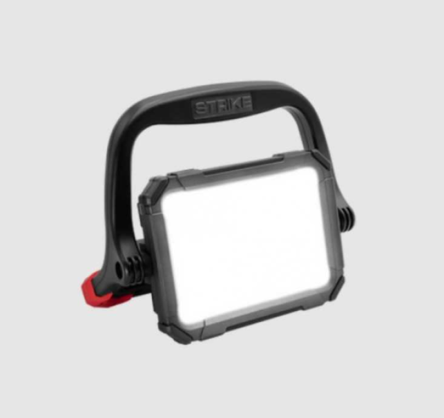 proiettore LED portatile ricaricabile 50W Century per illuminazione cantieri e lavori esterni