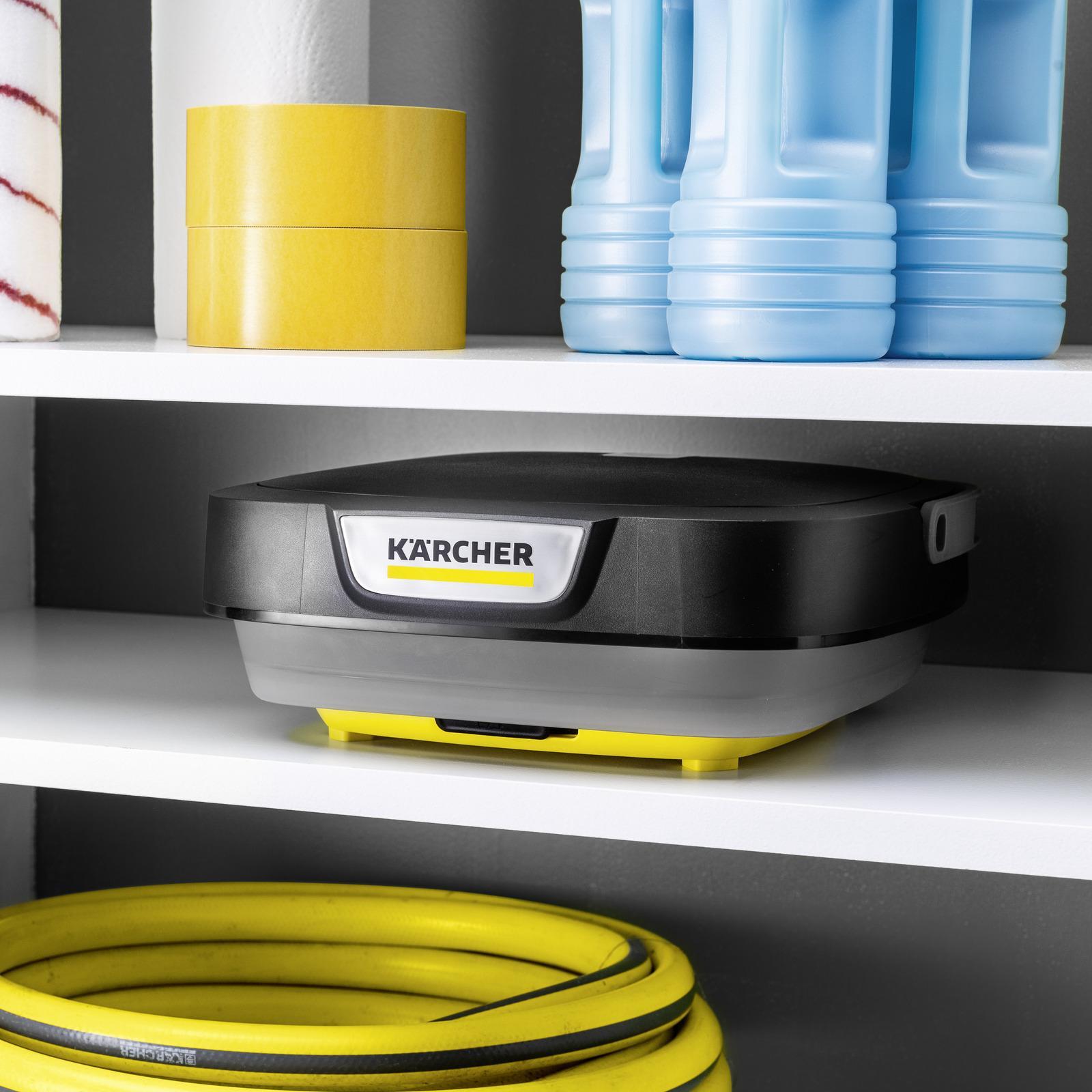 Idropulitrice Karcher OC 3 Foldable chiusa riposta su mensola ordine perfetto