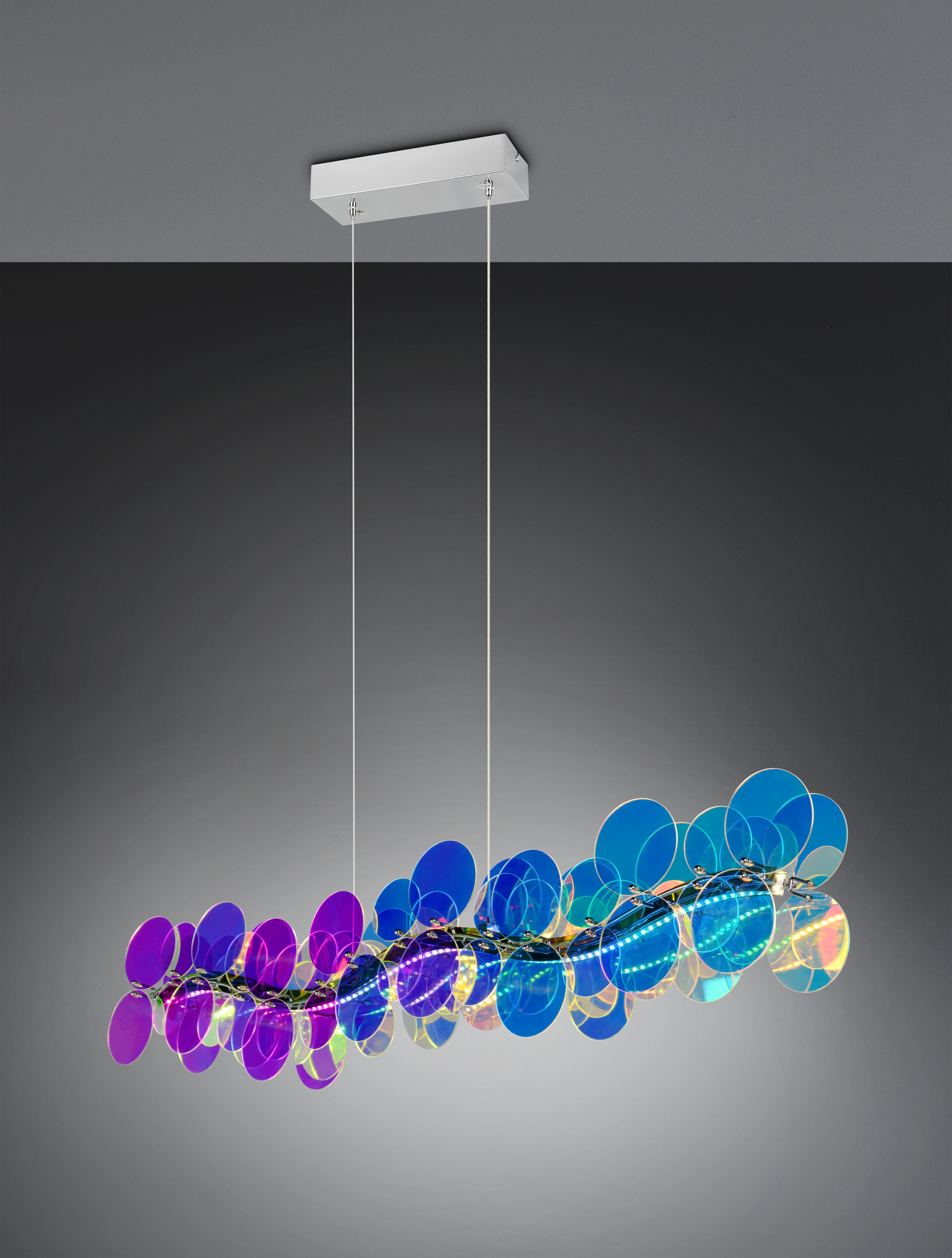 dettaglio lampadario sospensione trasparente iridescente led