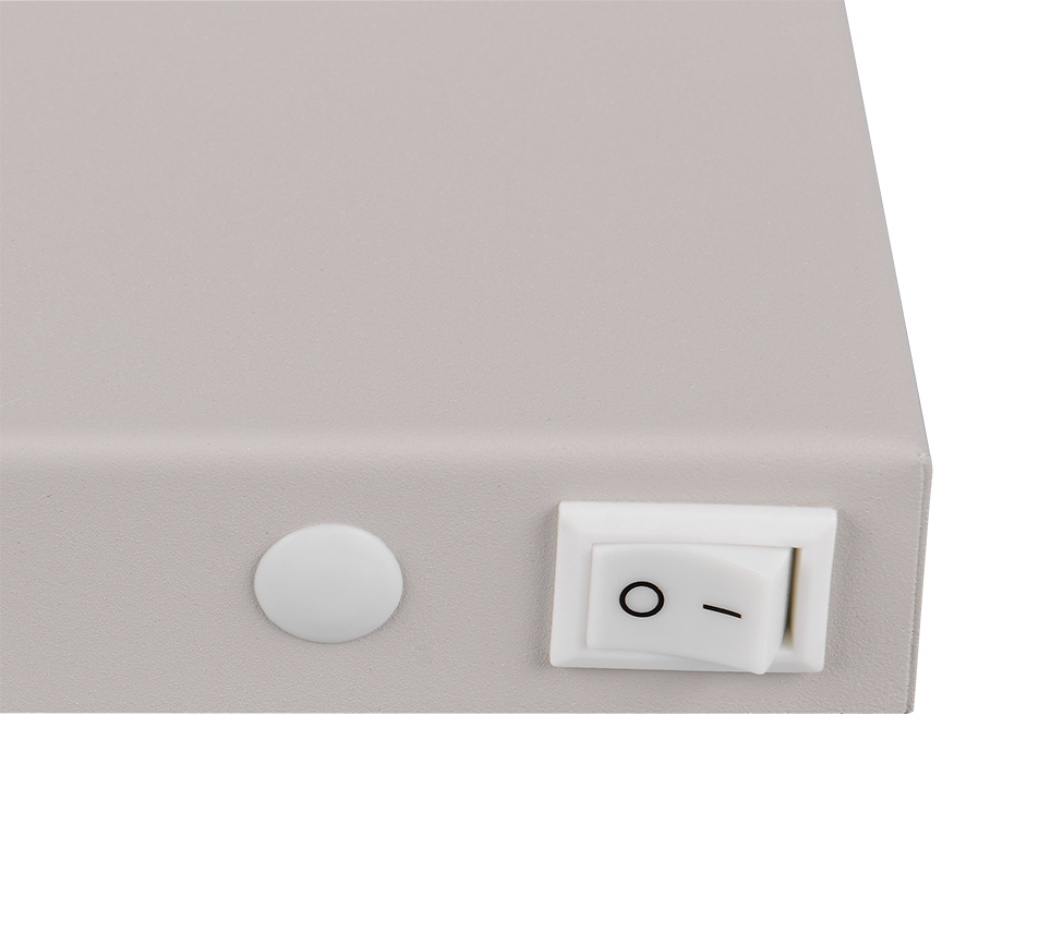 dettaglio interruttore faretto orientabile Trio Lighting grigio caldo