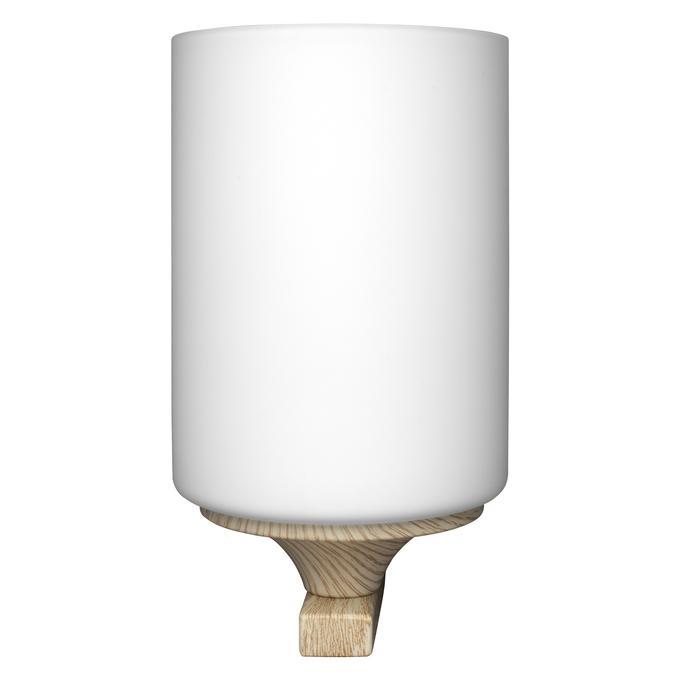 lanterna cilindrica da esterno effetto legno LEDVANCE vista frontale sul diffusore in vetro