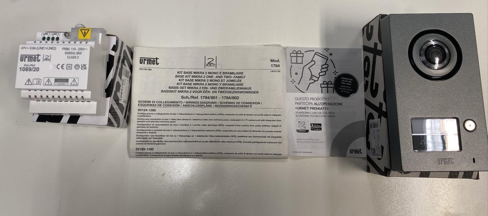 Kit monofamiliare Urmet pulsantiera monofamiliare Mikra2 + alimentatore 2Voice - 1784/801 03