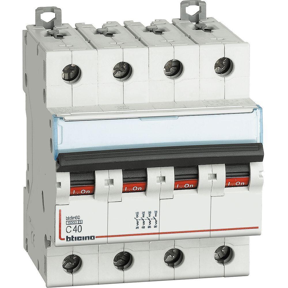 interruttore magnetotermico 4 poli curva c 40a bticino btdin60 vista frontale