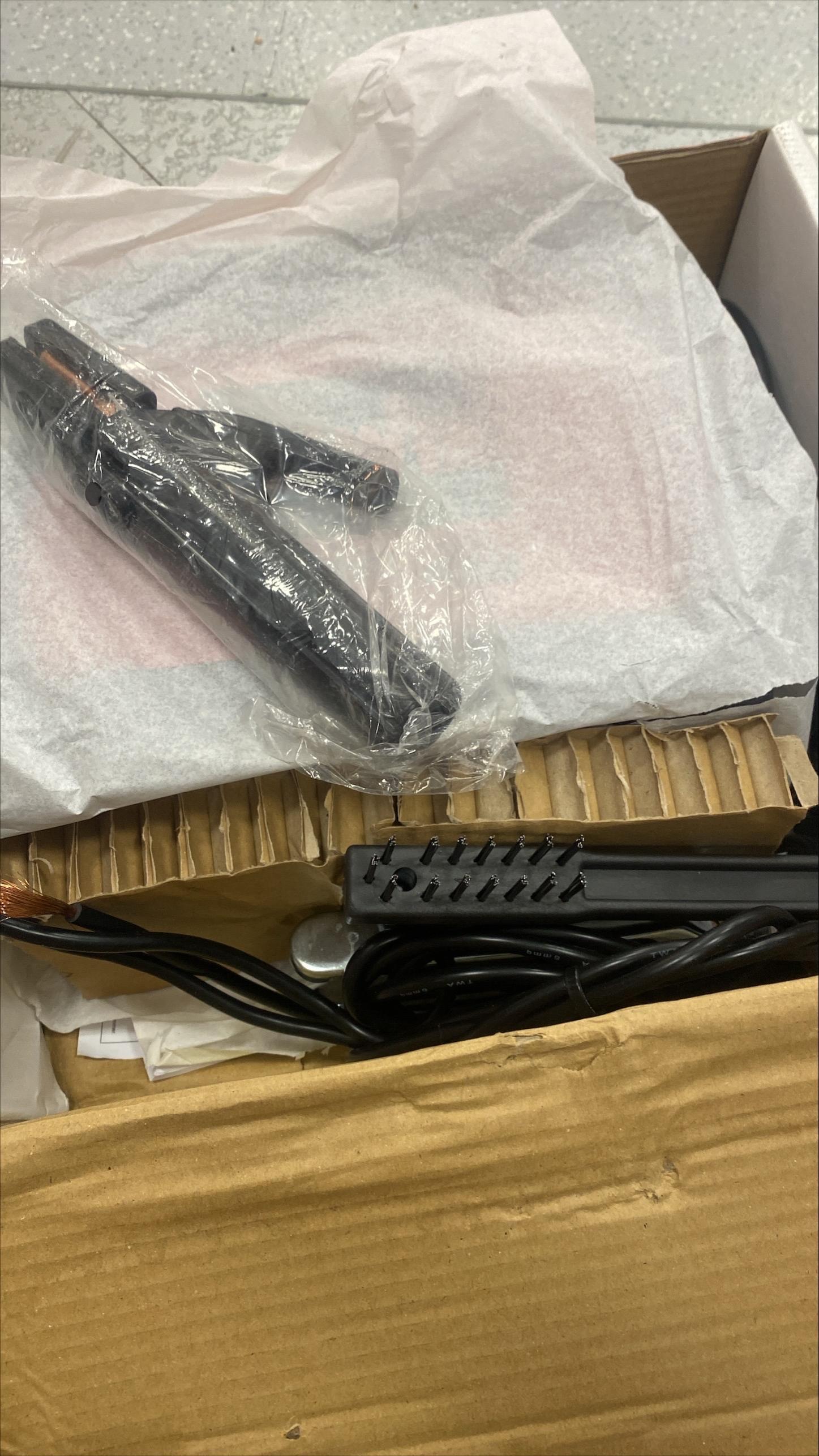 TELWIN SALDATRICE INVERTER FORCE 125 + VALIGIA IN CARTONE + ACCESSORI 815872 02