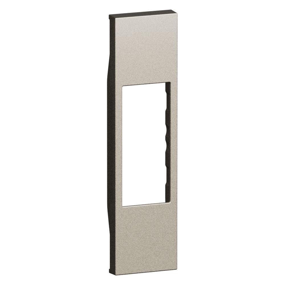 cover per connettori rj e a v 1 modulo champagne serie living now bticino