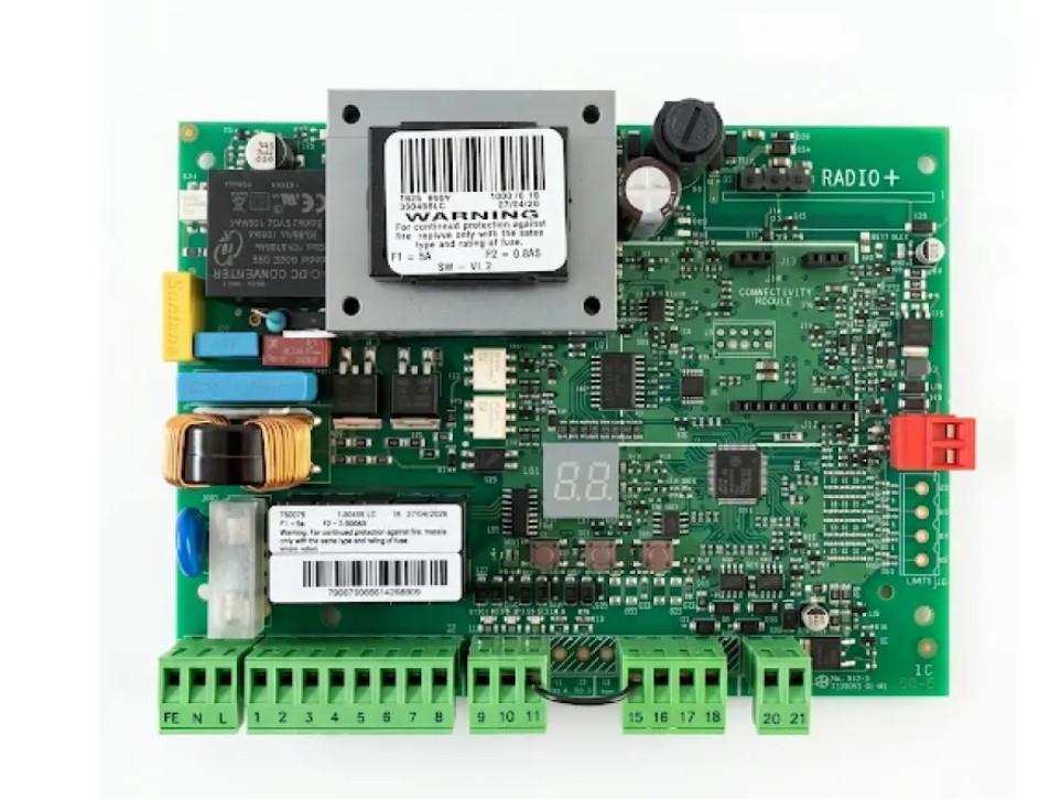 scheda elettronica faac e045s per automazione cancelli scheda elettronica faac e045s con morsettiere e connettori