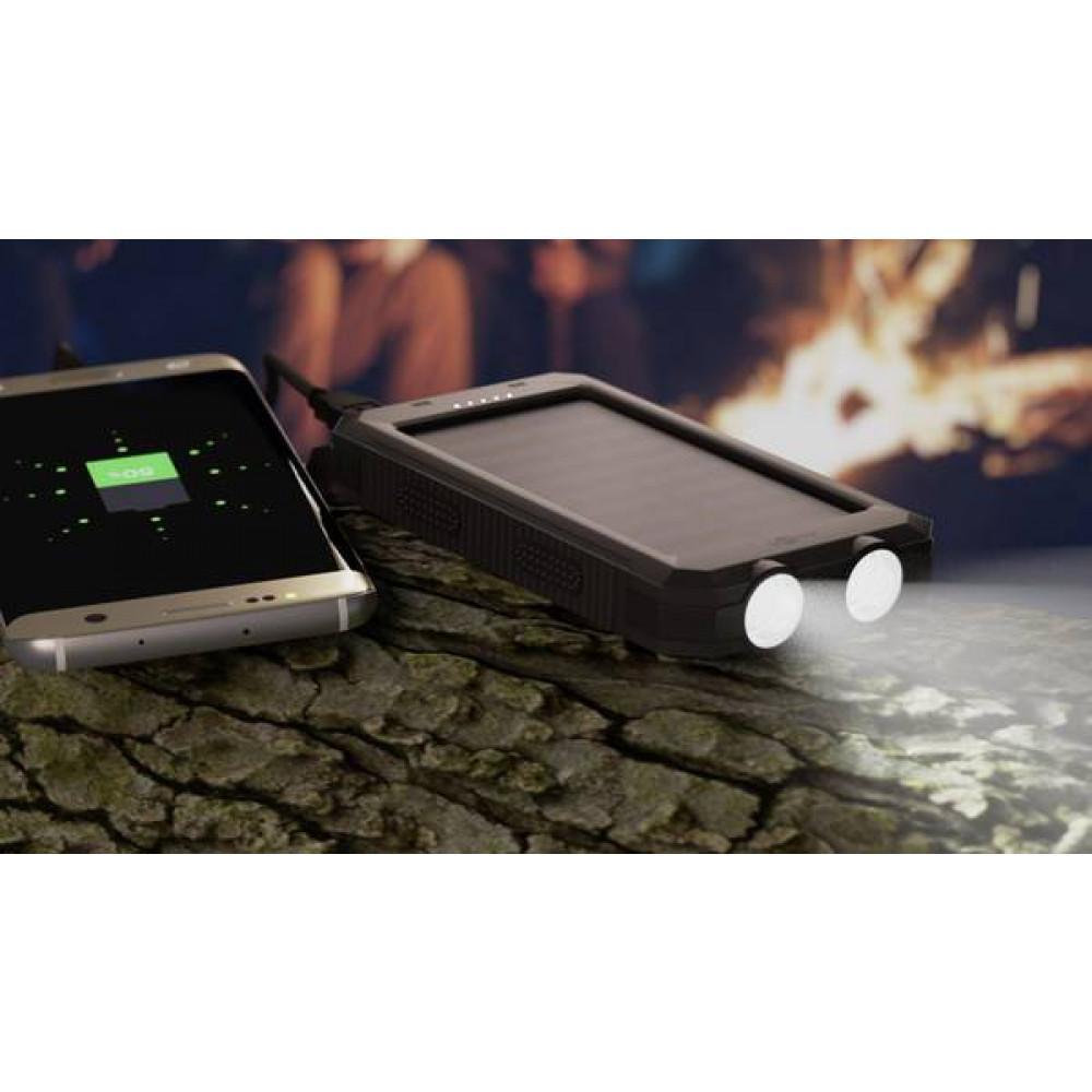 confezione powerbank solare outdoor goobay 8000mah con torcia e doppia usb