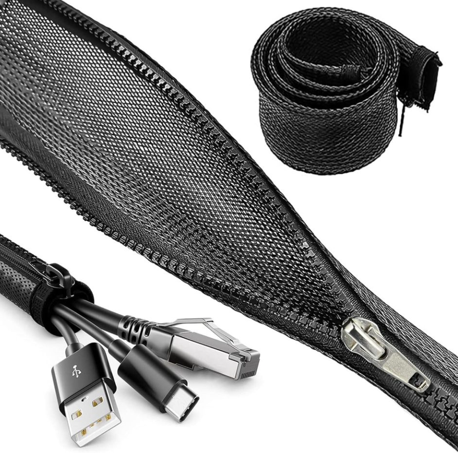 Guaina raccoglicavi con zip esempio di utilizzo su multipresa esempio utilizzo guaina raccoglicavi con zip per ordinare cavi vicino a multipresa