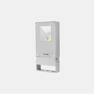 Proiettore led 50w 3000k  ip66 riflettore asimmetrico 65° tec mar - 7026rr3050gl