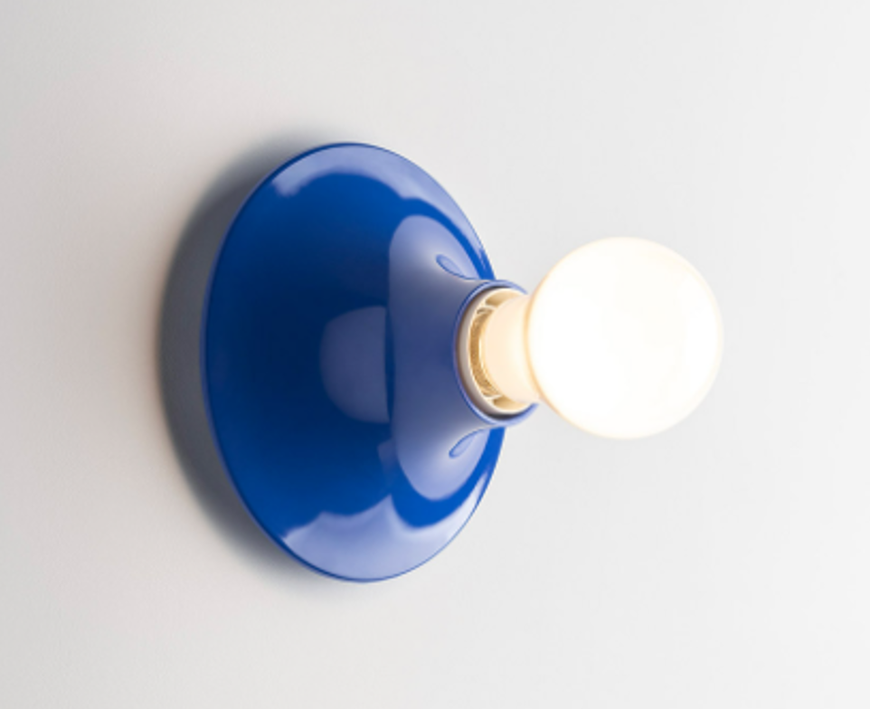 lampada artemide teti blue klein installazione parete con attacco e27 lampada da parete artemide teti blue klein con lampadina e27