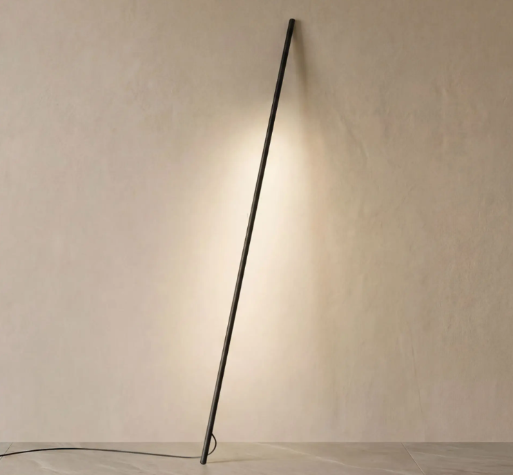 Hue Signe Gradient Pole luce indiretta su parete lampada da terra philips hue signe gradient pole nera installata a parete luce indiretta