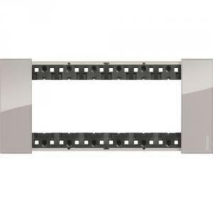 Living now placca 6 moduli in plastica bimaterica colore aura ka4806dm